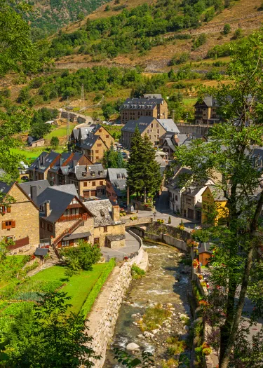 Situé à Vielha, dans le Val d'Aran