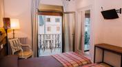 Double room with balcony and air conditioning