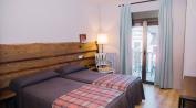 Double room with balcony and air conditioning